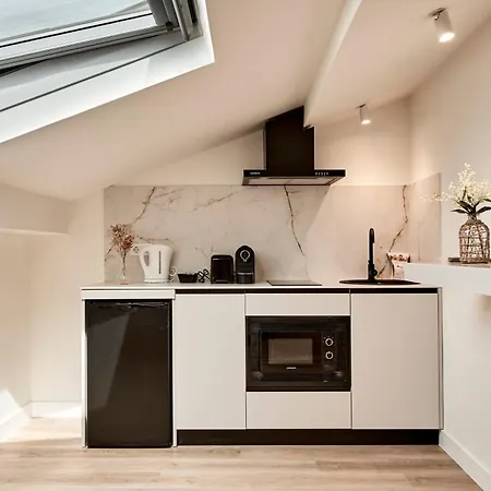 Agora Apartment *